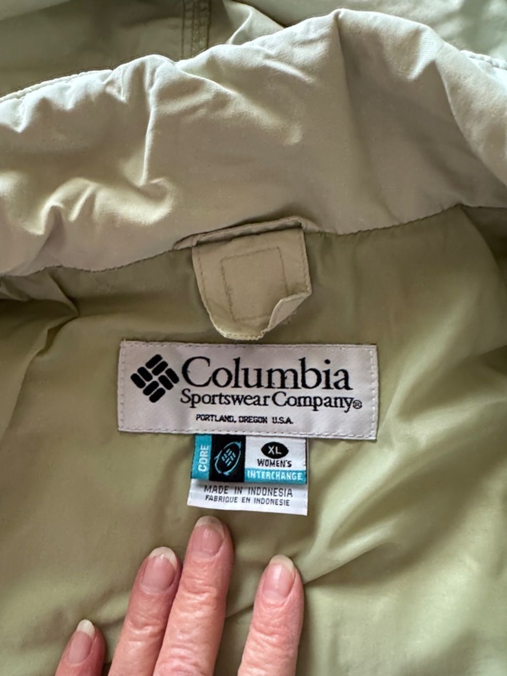 Columbia coat - Picture 7 of 15